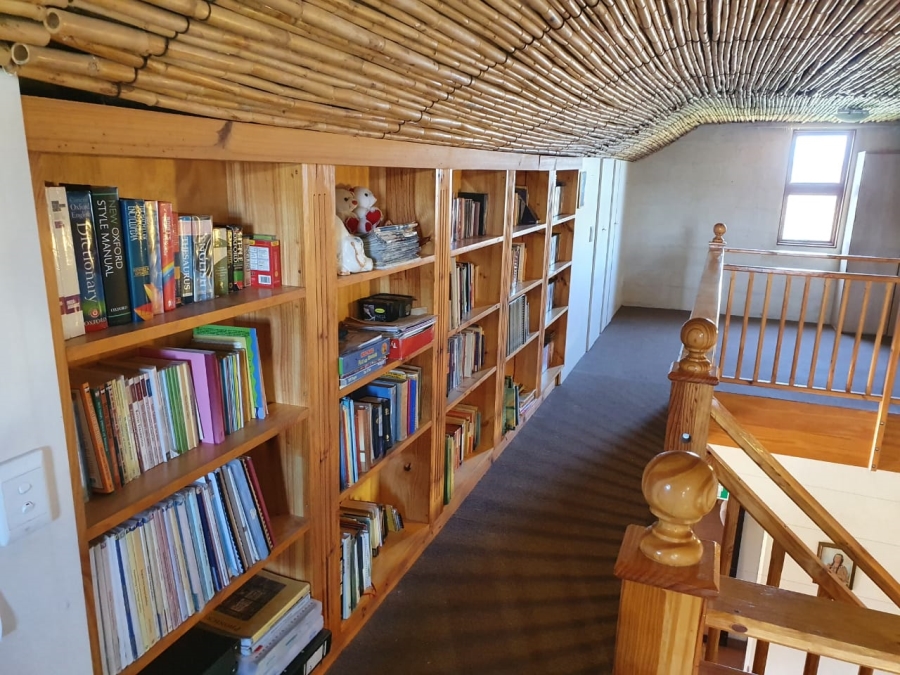  Bedroom Property for Sale in Van Wyksdorp Western Cape